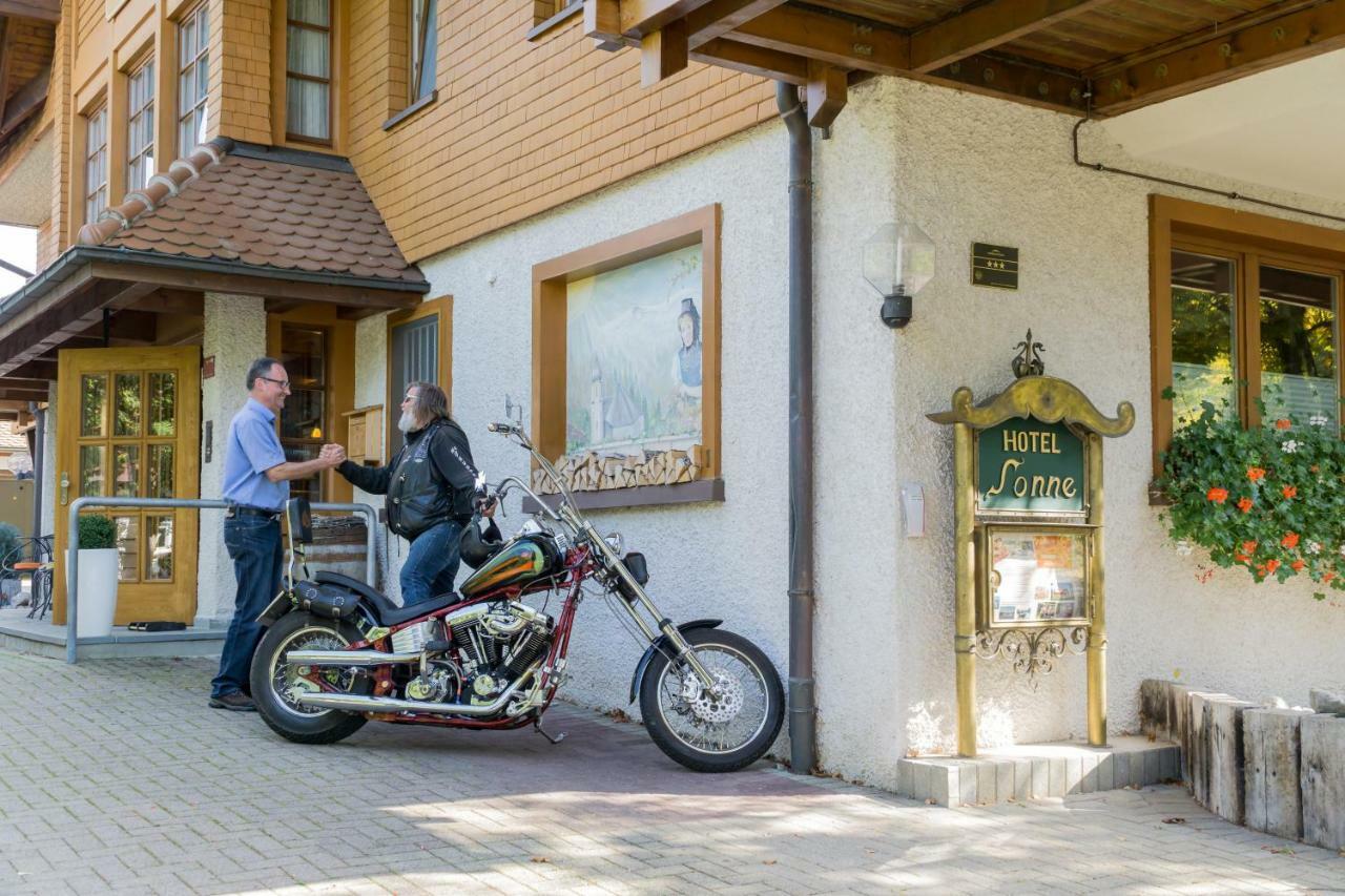 Hotel Sonne Garni Hinterzarten Exterior photo